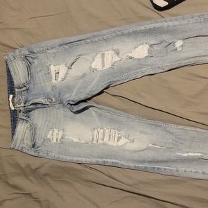 Distressed Crop Pants